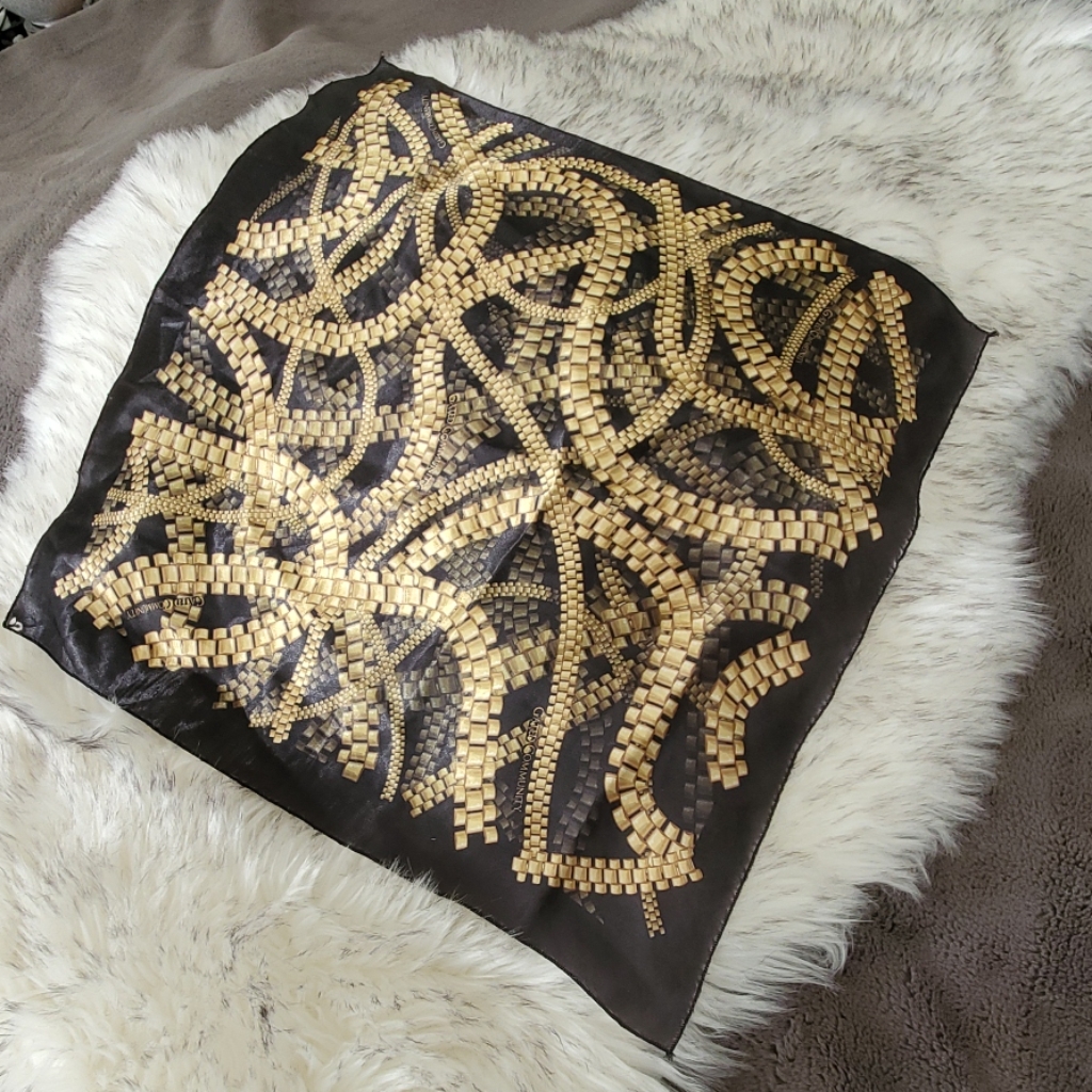 Silk Boujee Handkerchief Gold/Black 18in
